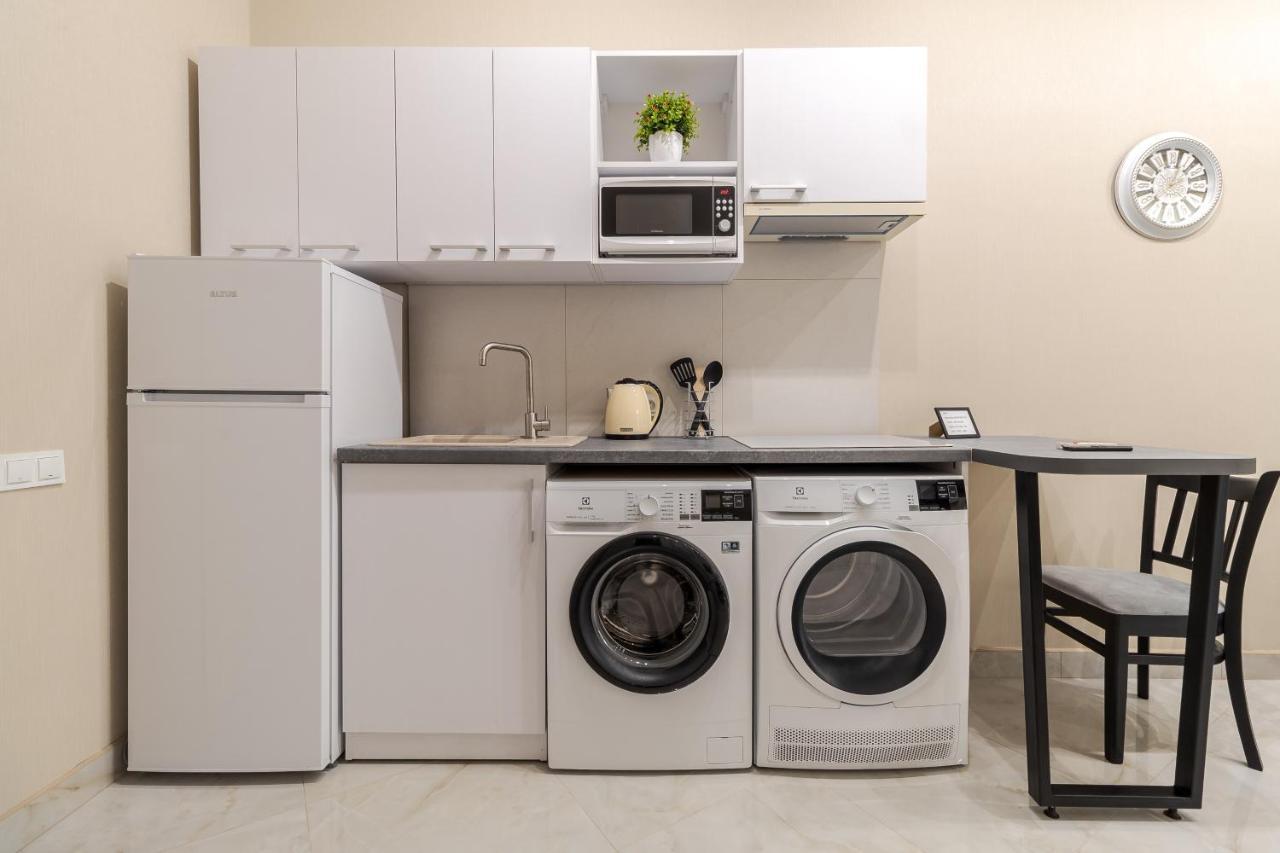 Appartamento Luxury Flat In Downtown 2 Leopoli Esterno foto